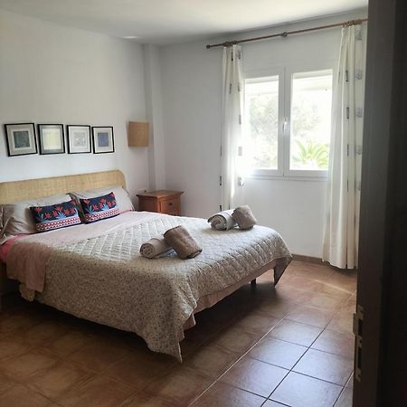 Son Bou By The Sea; Home With A Private Garden 外观 照片