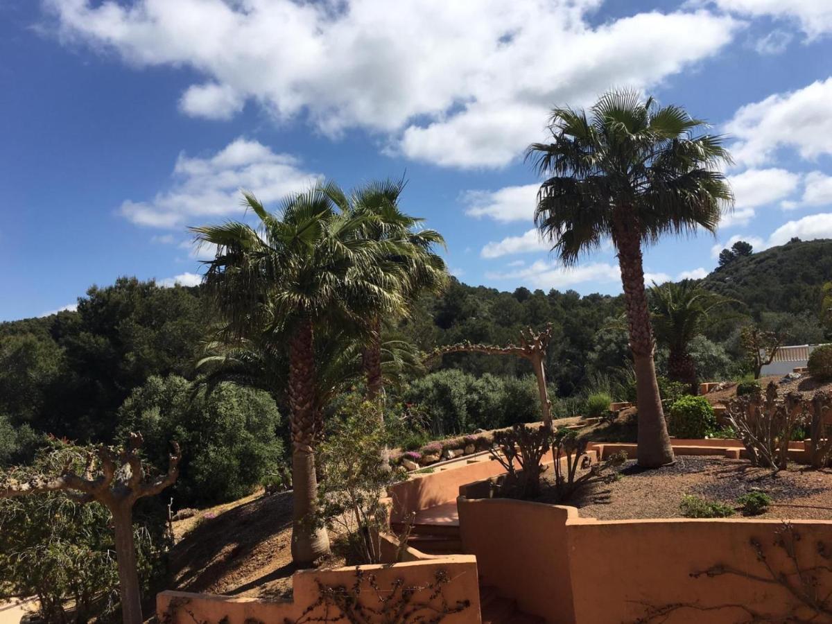 Son Bou By The Sea; Home With A Private Garden 外观 照片