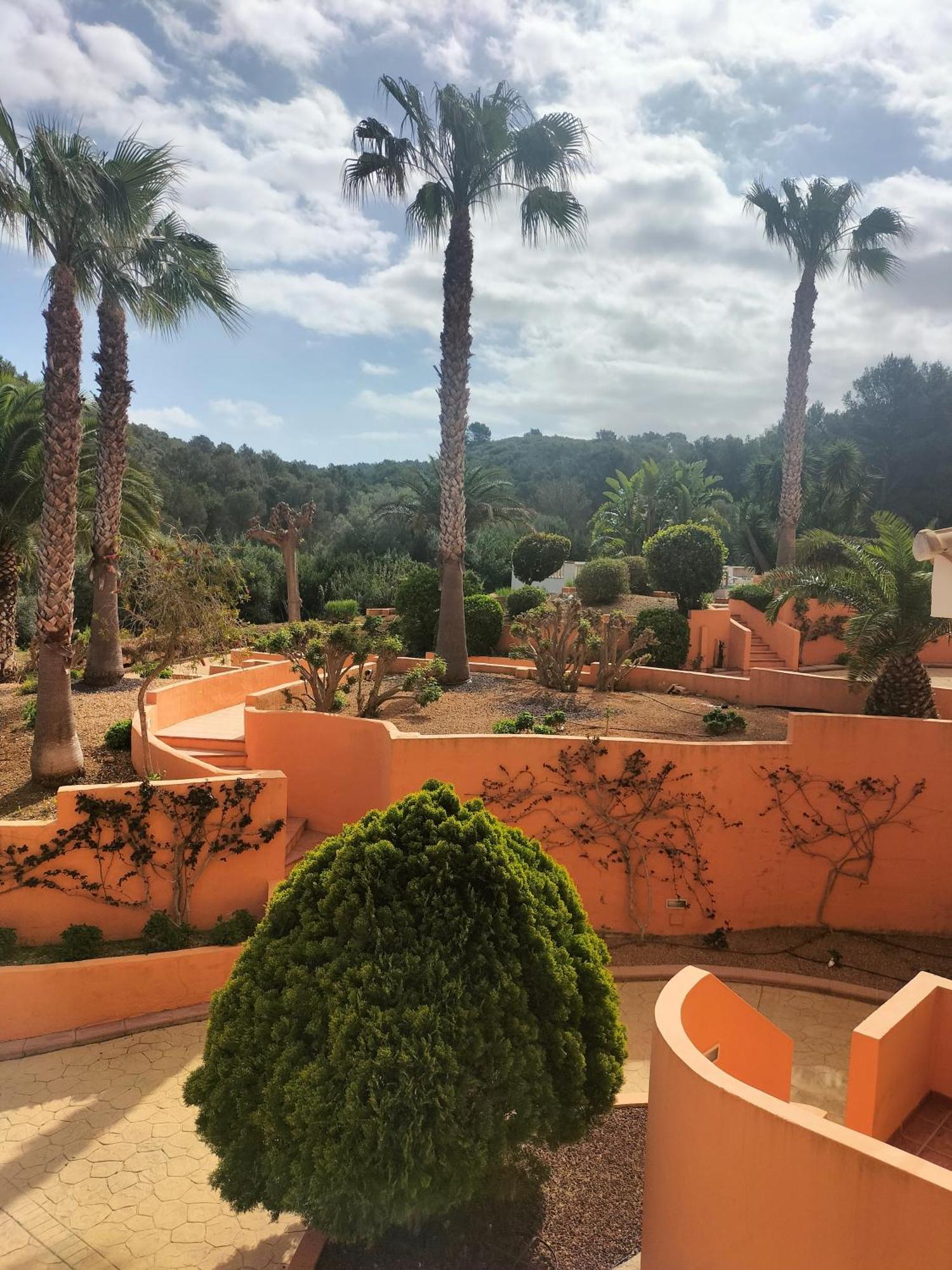 Son Bou By The Sea; Home With A Private Garden 外观 照片